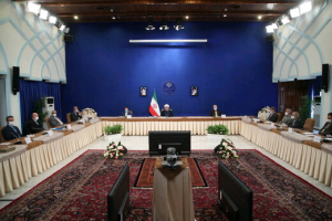 تقدیر روحانی از کادر پزشکی و تولید کنندگان تقدیر روحانی از کادر پزشکی و تولید کنندگان